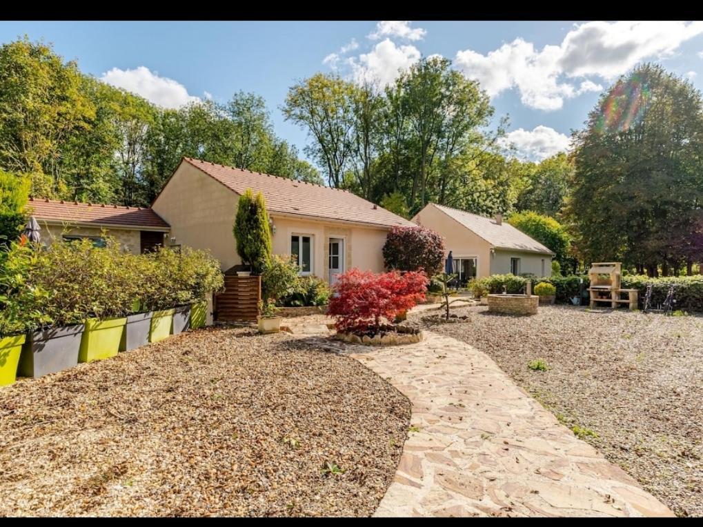 Maison Au Bout Du Chemin Гувьо Екстериор снимка